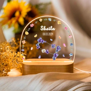 Custom Zodiac Floral with Name Night Light, Birth Month Flower Night Light, Acrylic Lamp, Custom Name Nursery Decor, Baby Shower Gifts zdjęcie 1