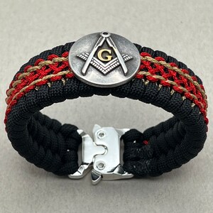 thumbnail interactive-video image 1 of Men's Freemason Masonic Bracelet – Stainless Steel & Carbon Fiber Bangle With CZ, 8.5 Inch 1 of 3