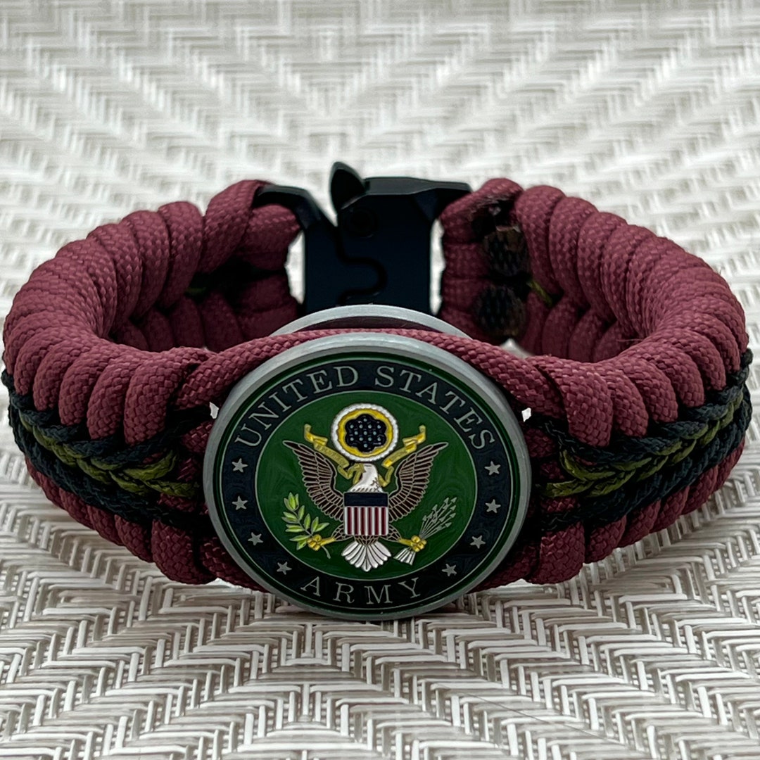 US Army Mens Paracord Bracelet, Military Gifts for Veterans and Soldiers, Army Mom Dad Spouse