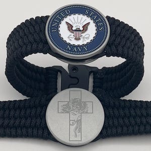 Armband från den amerikanska flottan: Graverat krucifix, handgjord veterangåva