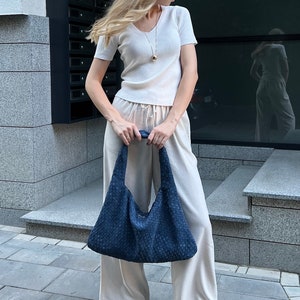 solid suede bag,
suede slouchy bag,
suede roomy bag,
blue color bag,
universal blue bag,
leather slouchy bag,
casual leather bag,
everyday bag,
genuine leather bag,
anniversary gift,
woven purse,
shoulder bag,
universal suede bag,