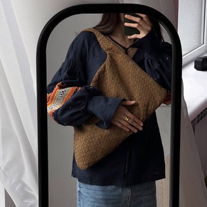 Braune Wildleder Hobo Tasche, Sardine Tasche, Ita Bag Crossbody, geflochtene Ledertasche