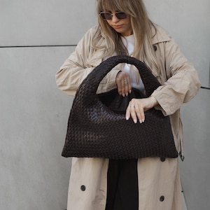 casual leather bag,
brown hobo bag,
woven everyday bag,
leather roomy bag,
hand woven bag,
office handbag,
smooth leather purse,
women leather bag,
square shape bag,
handmade bag,
solid leather bag,
woven leather purse,
gift for wife,