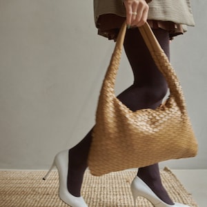 Große Leder Sardine Woven Wolke Tasche - Sardine Tasche beige Leder Hobo Tasche, Ita Bag Crossbody, gewebte Ledertasche