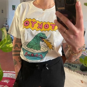 Nueva llegada Top Harajuku japonés con estampado de dinosaurio de dibujos animados