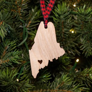 Maine Home State Ornament, Rustic Wood Ornament, State of Maine Gift, Moving Away Gift, Christmas Ornament, Xmas Gift for Women, State Heart