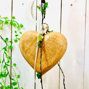 Heart hanger Luna: heart, wood, cozy, door decoration, window decoration, pendant, artificial plants, spring, wooden decoration, gift, Mother&#39;s Day