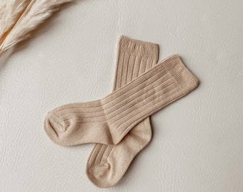 Ribbed beige baby socks - neutral - unisex - baby boy - baby girl