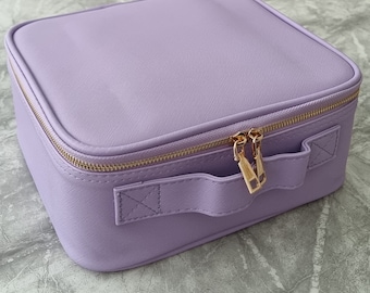 LED Makeup Bag with Waterproof Vegan Leather, Removable LED Mirror, Adjustable Compartments and FREE Delivery within Australia!