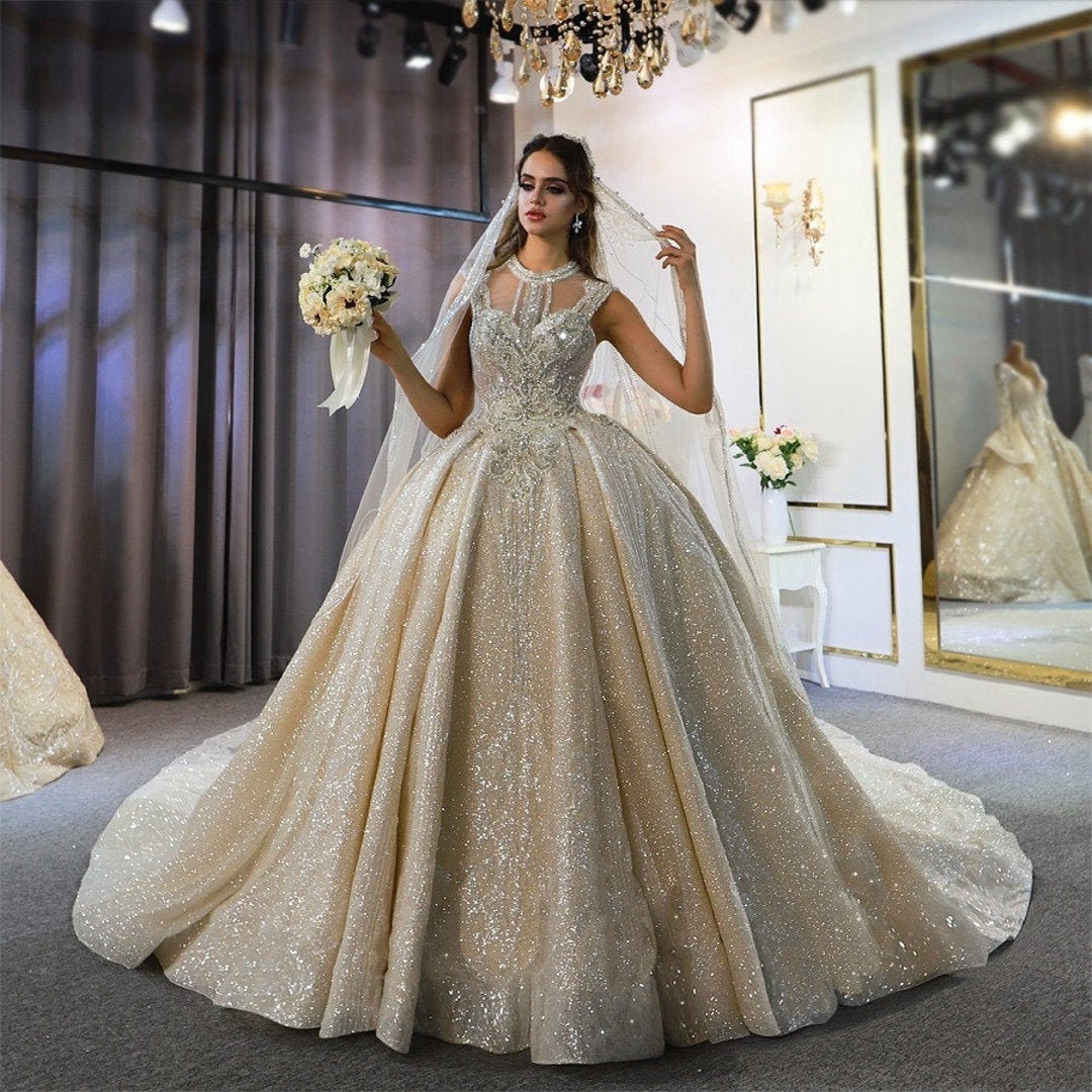 Luxury Beaded Saudi Arabia Wedding Dress With Long Cloak Glitter Crystals Dubai  Bridal Dresses Custom Made Wedding Gowns - AliExpress