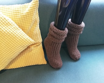 Patrón de pantuflas para tejer en telar redondo