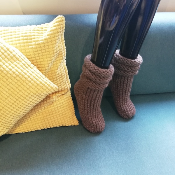 Modèle de chaussons à tricoter pour métiers à tisser ronds