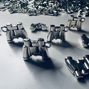 Miniature Binoculars Silver Metal Dollhouse Miniatures-Silver Binoculars Charm-Minis for Speech Therapy-Binoculars Trinket-Montessori Object