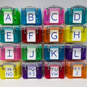 Organizador de juego de alfabeto con etiquetas con letras MAYÚSCULAS SOLO ALMACENAMIENTO Caja de sonido Montessori de bricolaje Agregue sus propios objetos Juego de alfabeto