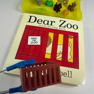 Querido kit de cuentos del zoológico con mini objetos. Libro de terapia del habla sobre el zoológico. imagen 4