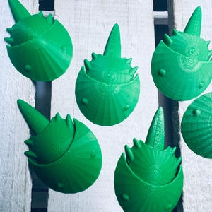 Cangrejo herradura verde en miniatura Baratijas Mini cangrejos Objetos Doodads Ocean Minis Terapia del habla Baratijas 3D Say and Play Mini objetos Ocean