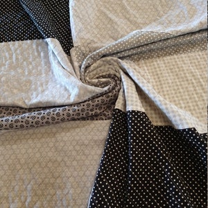 Six and One Half Dozen Baby Quilt