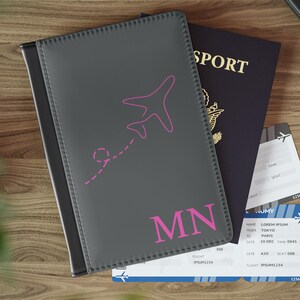Capa para passaporte personalizada com nome personalizado, presente para viajantes, estojo de viagem com monograma, porta-passaporte retrô com nome, capa personalizável