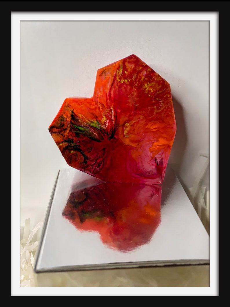 Love Chasm Resin Heart handmade ring stand