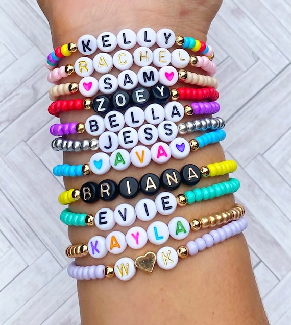 Pulseras personalizadas con nombre grabado con correa de 6 colores