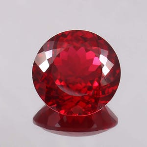 AAA Flawless 20x20 MM Mozambique Blood Red Ruby Round Loose Cut Gemstone Quality Loupe Clean Ruby Fashion Jewelry & Ring Making Product