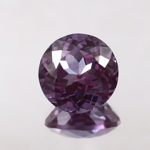 Alexandrita com mudança de cor AAA: pedra preciosa solta com corte redondo de 7 x 7 mm