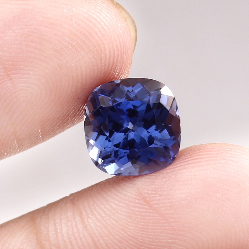AAA Ceylon koningsblauwe saffier: 10 x 10 mm kussengeslepen edelsteen afbeelding 4