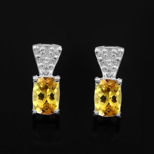 Boucles d'oreilles pendantes en saphir jaune de Ceylan impeccables, taille coussin, pendentifs en argent faits main, boucles d'oreilles pendantes en argent sterling 925, cadeau pour elle 7 x 5 mm