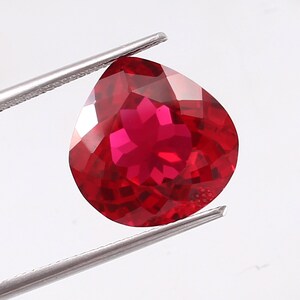AAA Flawless Mozambique Blood Red Ruby Loose Heart Gemstone Cut 12.00 Ct Beautiful Luster Quality, Fashion Jewelry Making Product 14x14 MM