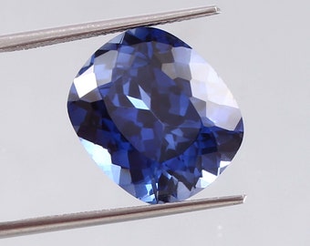 AAA Royal Blue Sapphire: 17.55 Ct Cushion Cut Gemstone