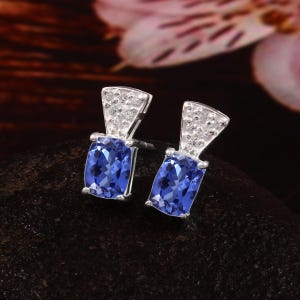 Puce d'oreille stellaire bleu royal en saphir de Ceylan, taille coussin, pendentifs en argent faits main, boucles d'oreilles pendantes en argent sterling 925, cadeau pour elle 7 x 5 mm