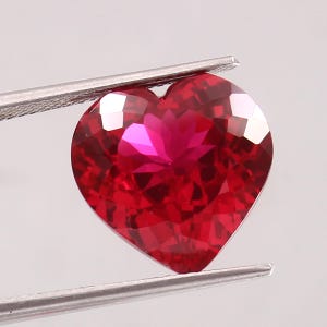 AAA Flawless Mozambique Blood Red Ruby Loose Heart Gemstone Cut Beautiful Luster Quality, Fashion Jewelry& Ring Making Product 17x17 MM