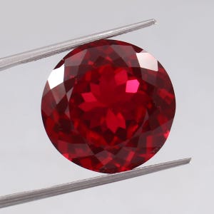 AAA Flawless 16x16 MM Mozambique Blood Red Ruby Round Loose Cut Gemstone Quality Loupe Clean Ruby Fashion Jewelry & Ring Making Product