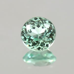 AAA Grade Flawless Ceylon Green Sapphire Loose Round Gemstone Cut, Quality Loupe Clean Jewelry & Ring Making Product 5x5 MM