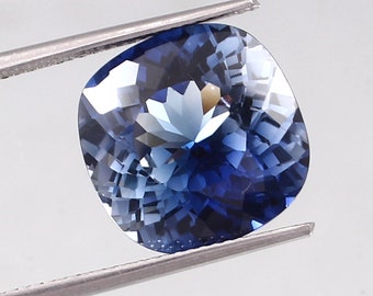 AAA Royal Blue Sapphire: 13.50 Ct Cushion Cut Loose Gemstone