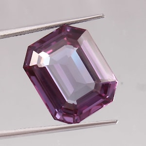 Pedra preciosa alexandrita com mudança de cor AAA: lapidação radiante, 14 x 10 mm