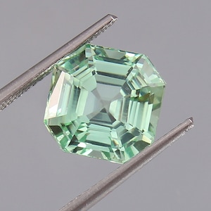 Qualité irréprochable AAA Ceylan, vert menthe, saphir du Parti, coupe Asscher en vrac, qualité de la loupe avec pierres précieuses, produit de fabrication de bijoux et de bagues propre, 11 x 11 mm