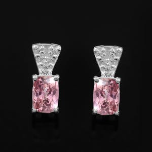 Puces d'oreilles pendantes en morganite de Ceylan impeccables AAA, pendentifs en argent faits main, boucles d'oreilles pendantes en argent sterling 925, cadeau pour elle 7 x 5 mm