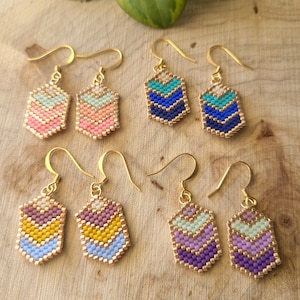 Chevron Beaded Earrings – Handmade Métis Beadwork, Lightweight Geometric Jewelry, Indigenous Made Earrings, Gift for Her