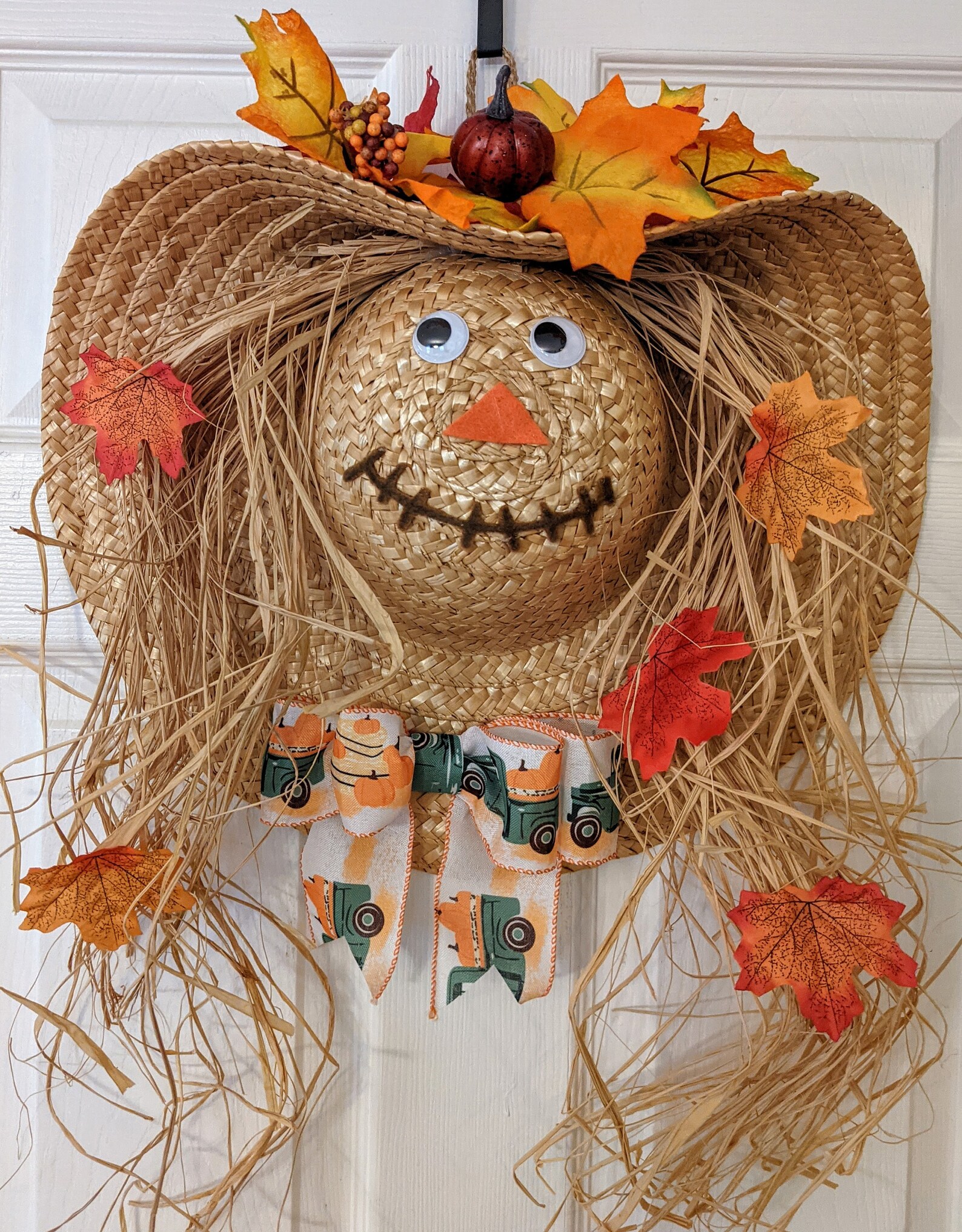 Scarecrow Fall Wreath, Raffia Hair, Front Door Decor - Etsy