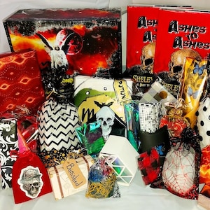 YA Autographed Book Advent Box, Advent for Teens & Adults, Unusual Advent, Horror Gift Advent, Spooky Advent image 8