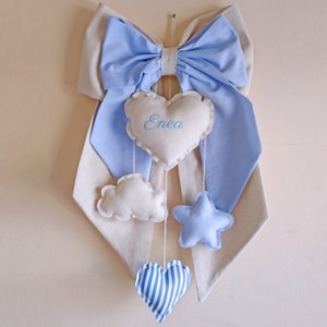 Noeud de naissance rose crème bleu clair avec pendentifs coeur nuage étoile brodé prénom personnalisé Azzurro