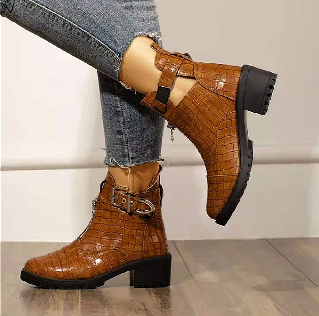 ankle boots 2021