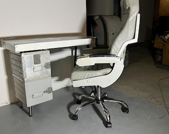 Aircraft office chair
