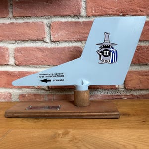 Aletta canard del missile AIM-9P Sidewinder