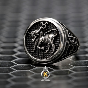 Taurus Zodiac Signet Ring Silver Zodiac Ring Taurus Signet of Apr-May