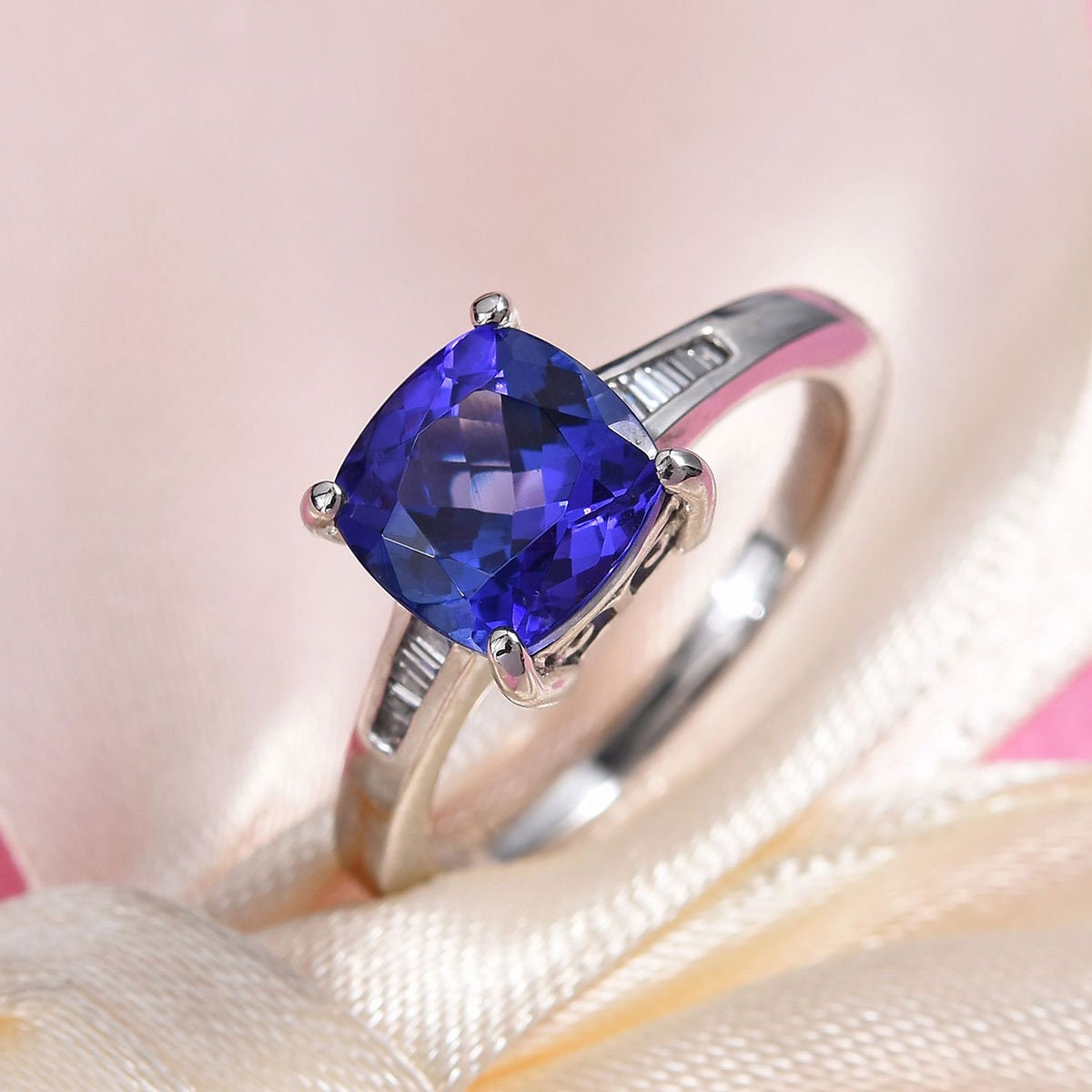 AAAA Tanzanite Ring Tanzanite Engagement Ring in 14K Gold