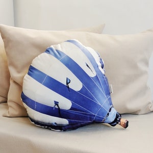 Almohada de aspecto realista con globo de aire caliente, cojín de decoración de fiesta lindo divertido, vida azul como felpa, regalo único para peluche de cumpleaños de niño