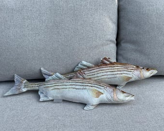 Gestreiftes Barsch Kissen: Samt Stofftier, Küstendekor