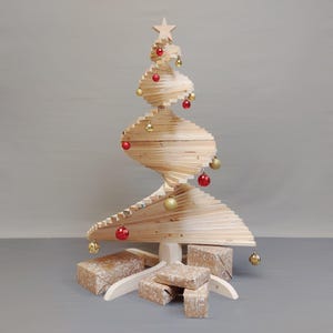 Reclaimed Wood Mantel Farmhouse Rustic Holiday Decoration, Evergreen Festive Keepsake Gift, Rustic Wood Ornament, Wooden Christmas Tree
